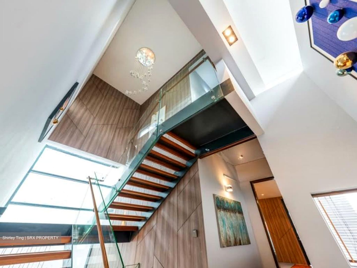 Coronation Road (D10), Detached #543952081